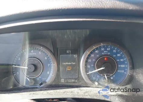 2015 Toyota Sienna Xle 8 Passenger из США, поврежденный, VIN 5TDYK3DC6FS544530